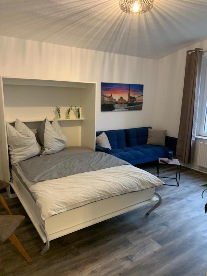 40 Qm Appartment Parkplatz, Balkon,Netflix, Prime Chemnitz Esterno foto