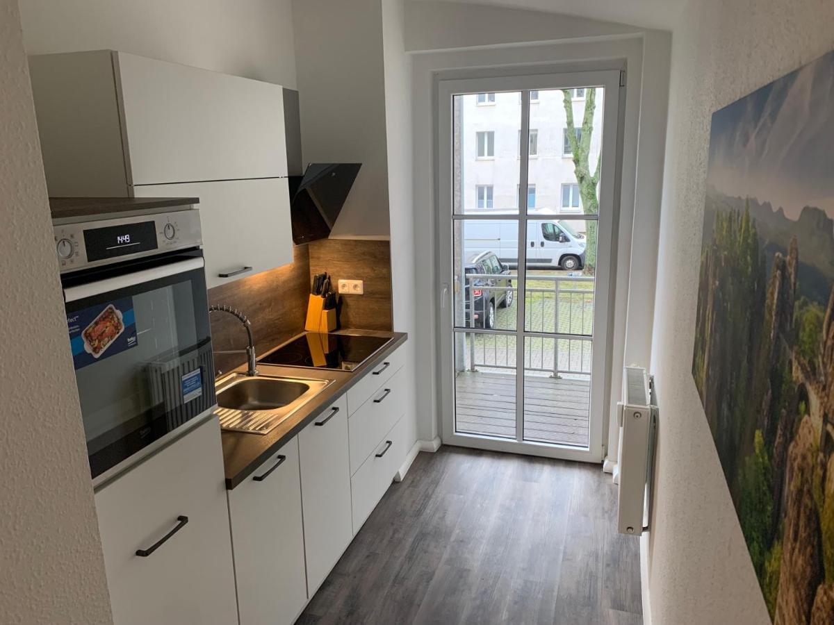 40 Qm Appartment Parkplatz, Balkon,Netflix, Prime Chemnitz Esterno foto