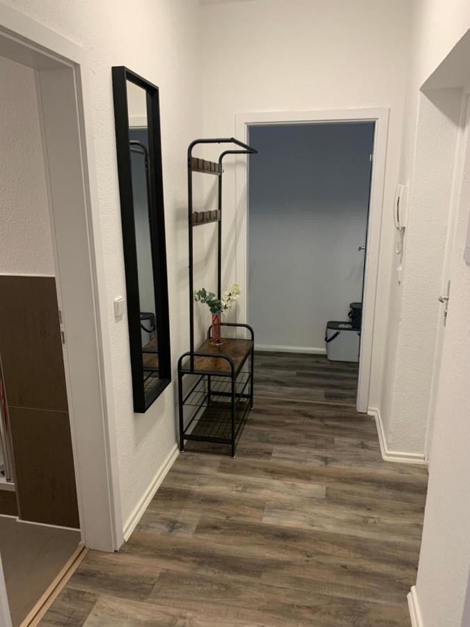 40 Qm Appartment Parkplatz, Balkon,Netflix, Prime Chemnitz Esterno foto