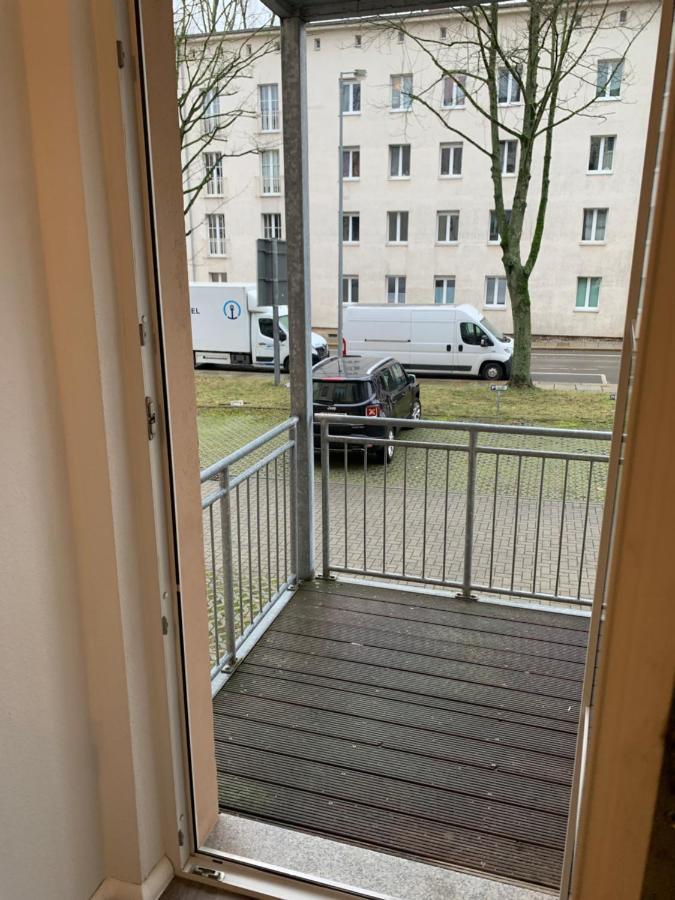40 Qm Appartment Parkplatz, Balkon,Netflix, Prime Chemnitz Esterno foto